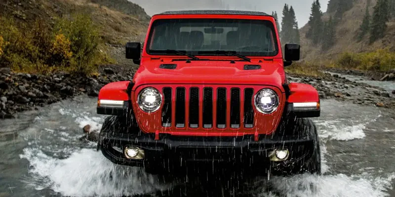 4 Reasons the 2022 Jeep Wrangler Is the Best Off-Roader Around